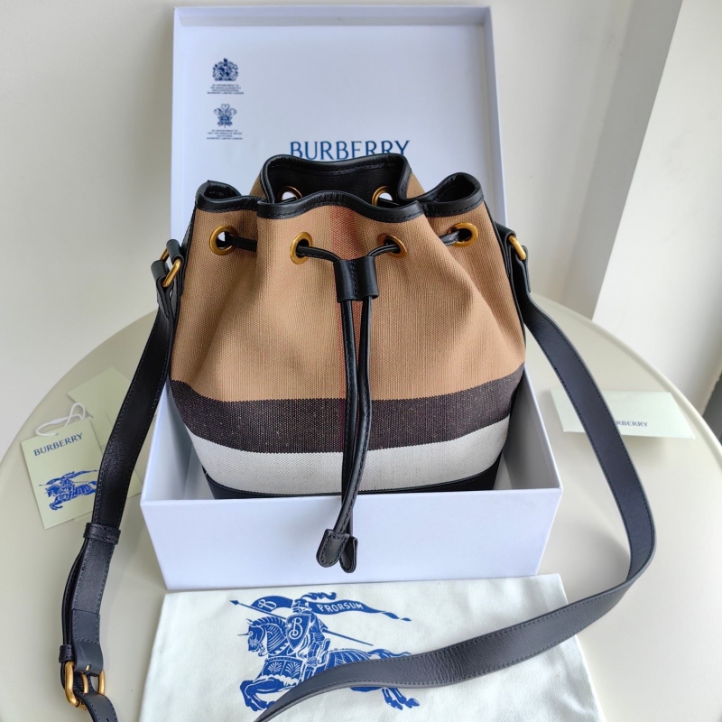 B**rry bucket bags